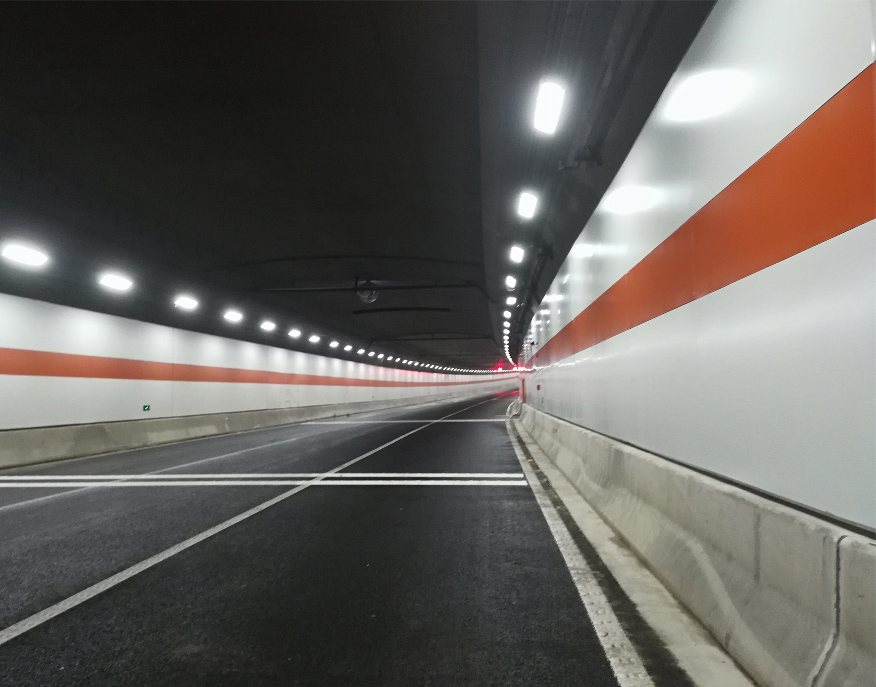 菲力隧道防火装饰系统